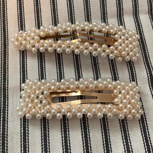 ALDO Hair clips with custom pearls
